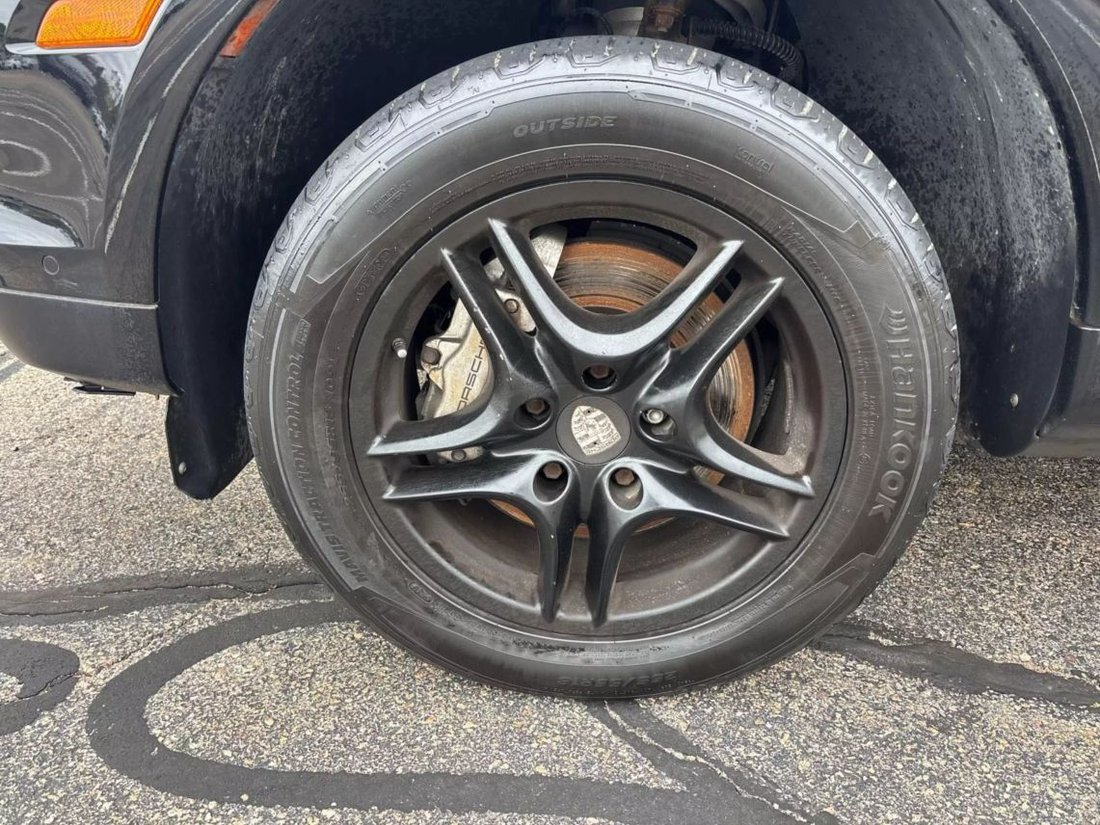 Suv in Canton, MA, United States 5 - 15674714