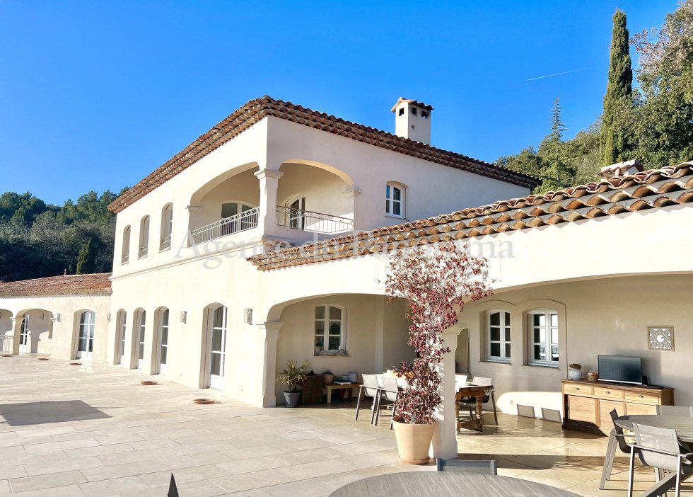 Villa in Cabris, Provence-Alpes-Côte d'Azur, France 1 - 15675785