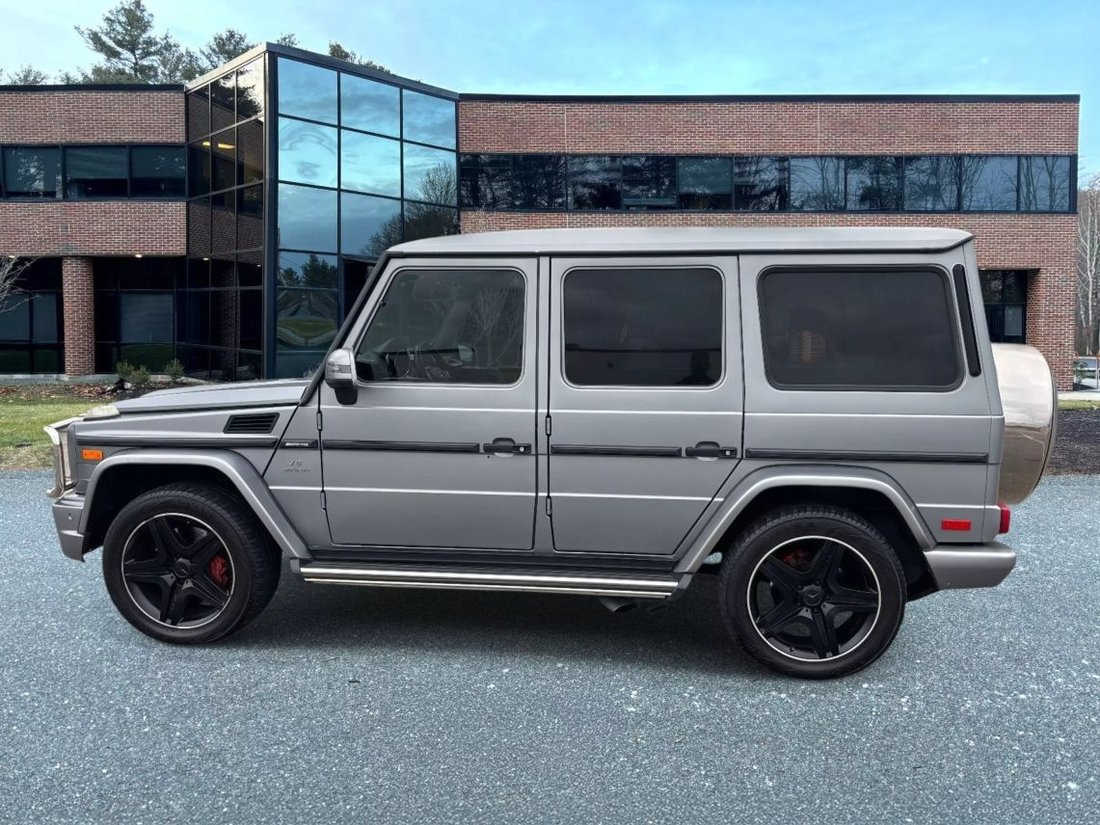 Suv in Canton, MA, United States 2 - 15674731