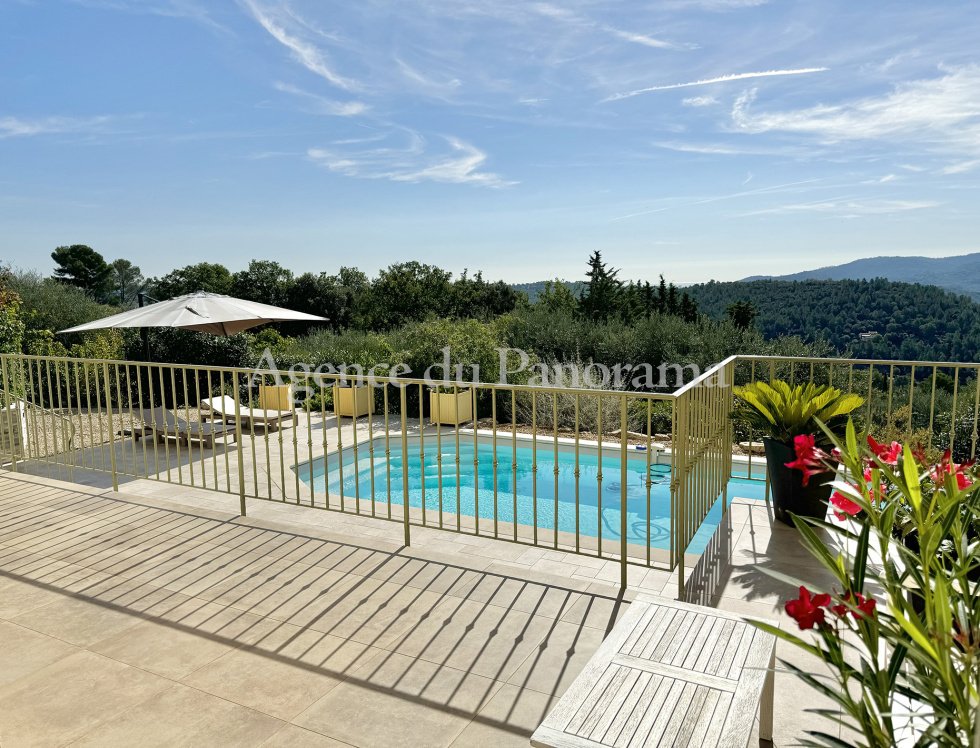Villa in Le Tignet, Provence-Alpes-Côte d'Azur, France 2 - 15675501