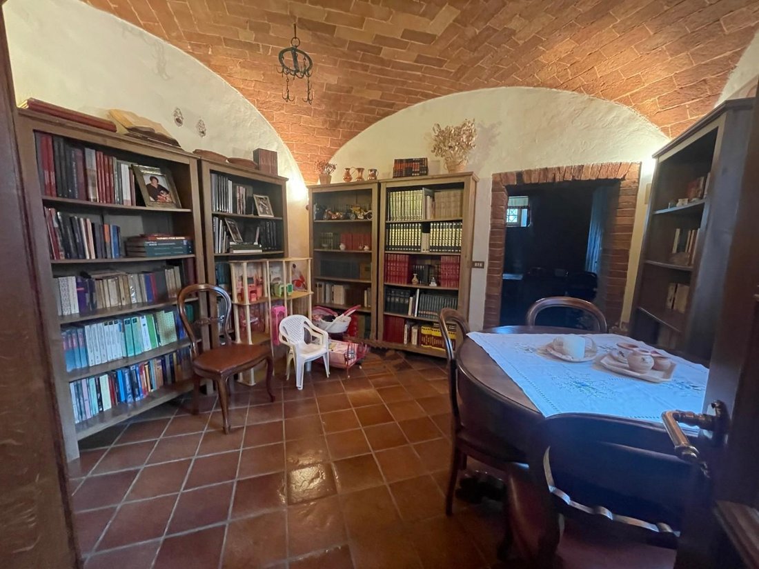 Villa in Monteriggioni, Tuscany, Italy 4 - 12568907