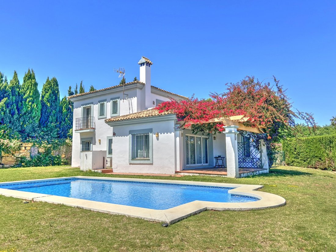 Villa in La Alcaidesa, San Roque, Andalusia 3 - 15539638