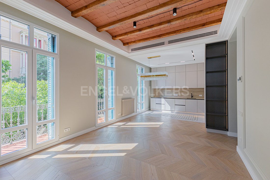 Apartment in Eixample, Barcelona, Spain 2 - 15094481
