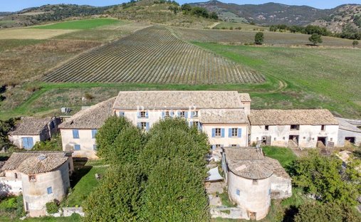 Castle for Sale in Sisteron, Provence-Alpes-Côte d'Azur, France