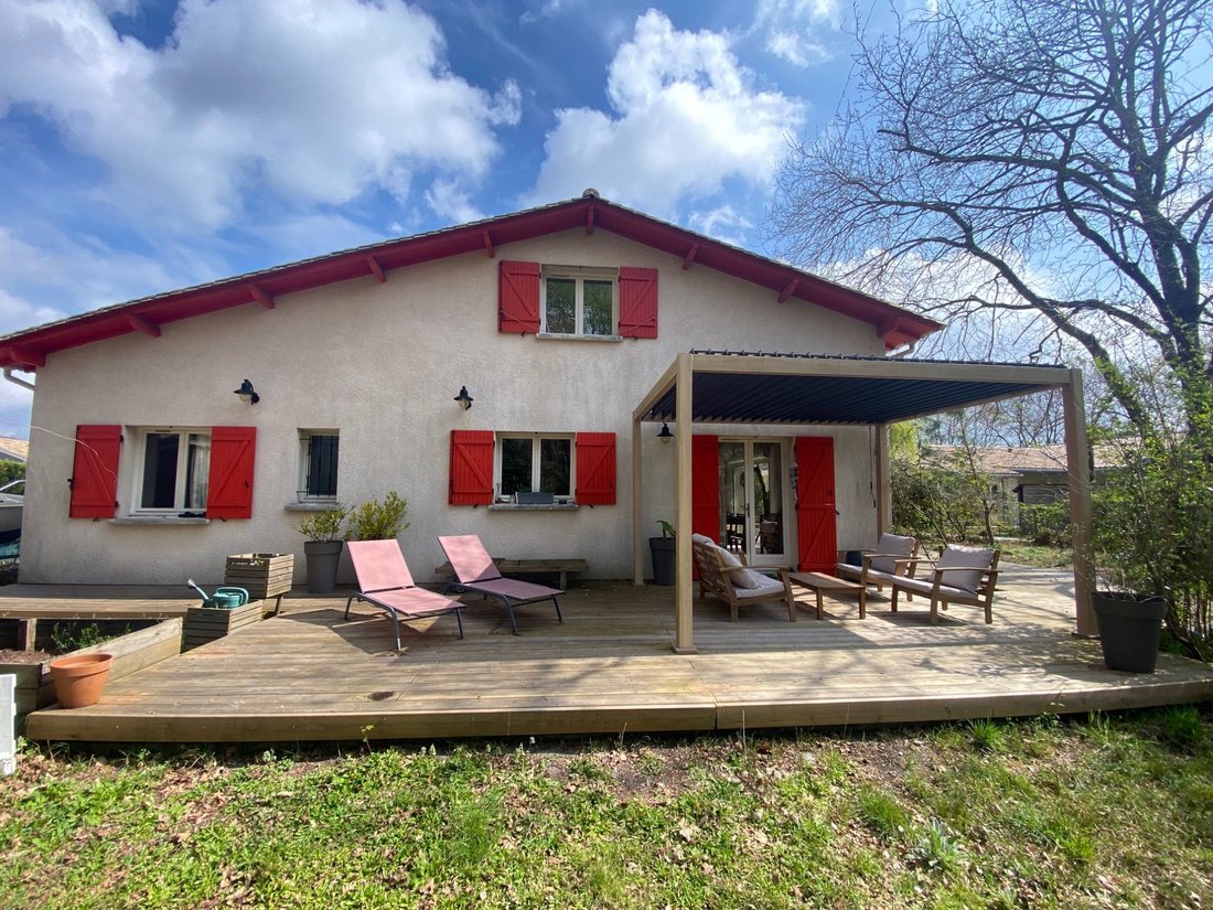 Villa in Ares, Nouvelle-Aquitaine, France 1 - 15678616