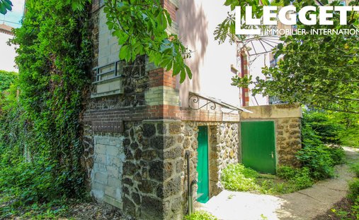 House in Arrondissement of Bobigny, Ile-de-France, France 1