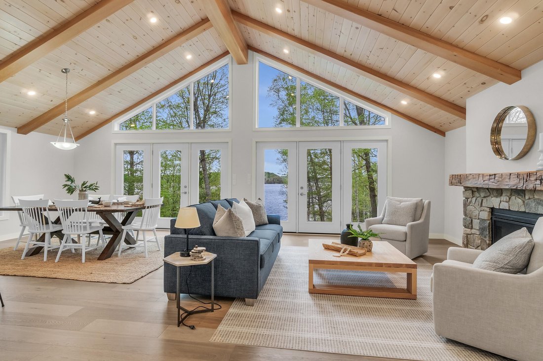 House in Baysville, Ontario, Canada 1 - 15675929