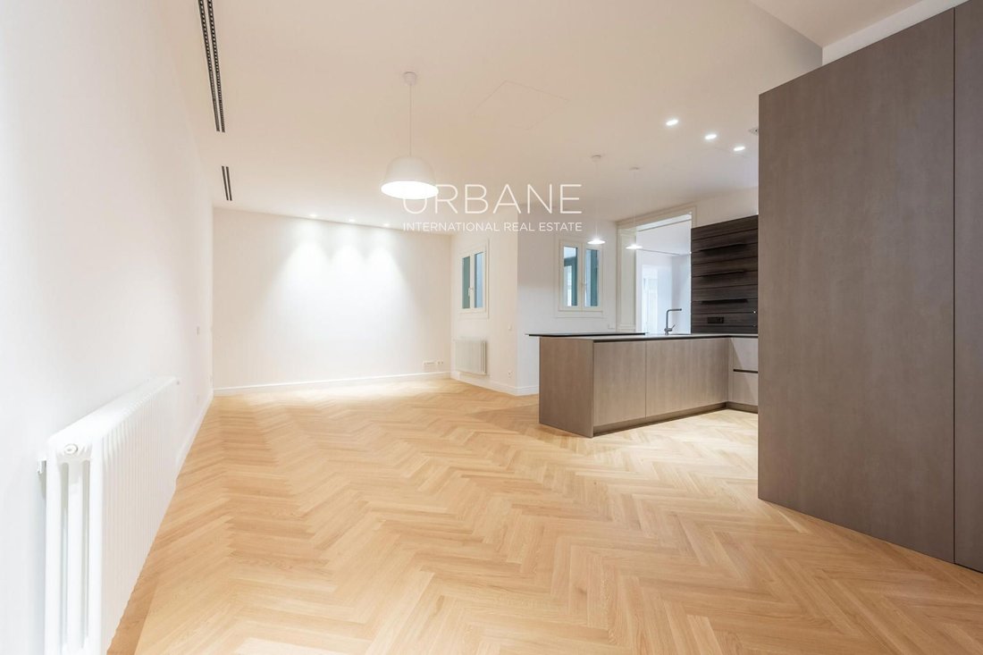 Apartment in Ciutat Vella, Barcelona, Spain 3 - 15677327