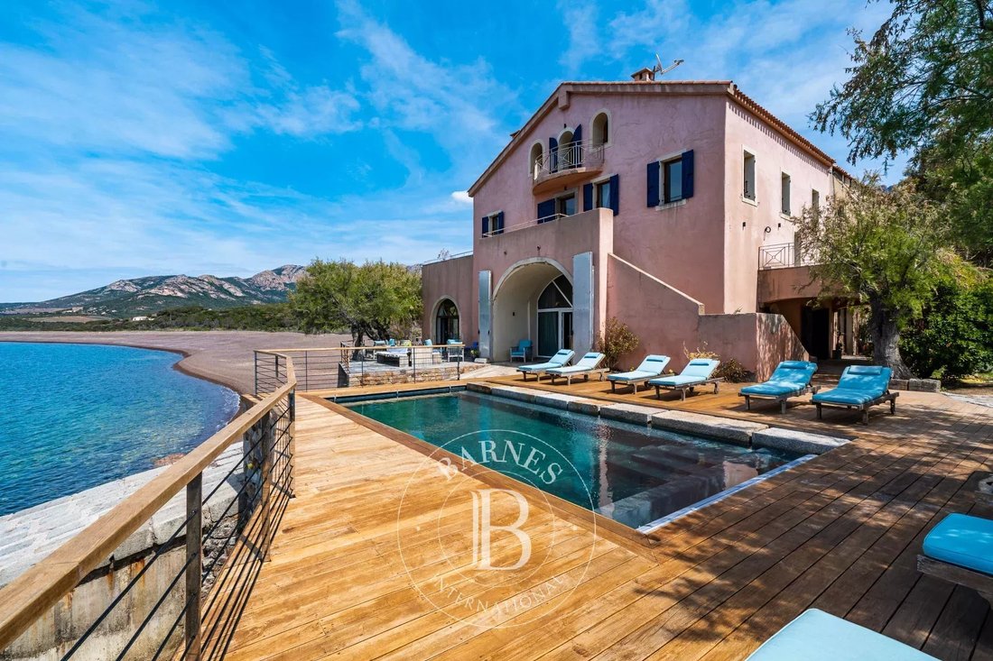 Villa in Galeria, Corsica, France 3 - 12941681
