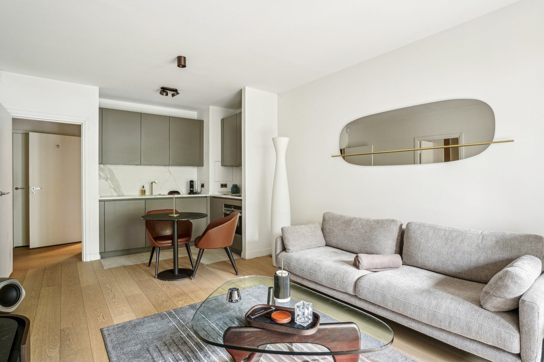 Apartment in Vaugirard-Parc des Expositions, Paris 15e Arrondissement, Paris 3 - 15678739