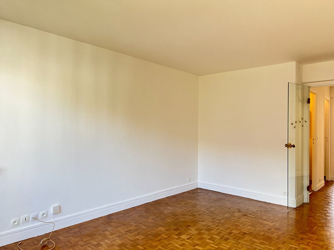 Apartment in Paris, Île-de-France, France 4 - 15677434