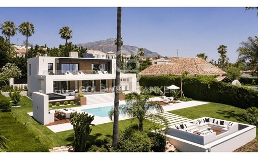Casa en Nueva Andalucía, Marbella, España 1