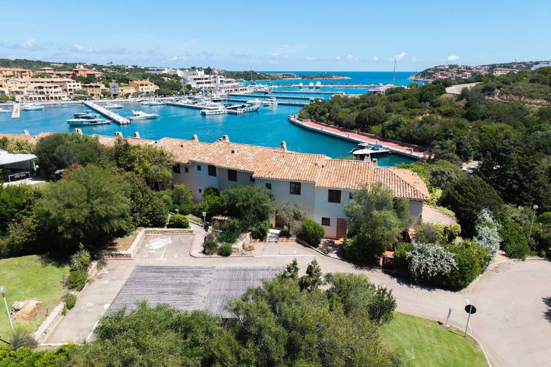 Apartamento en Porto Cervo, Cerdeña, Italia 2 - 15688041