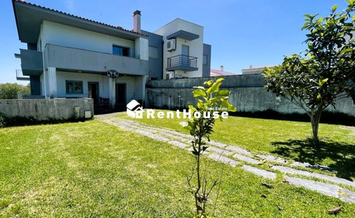 Townhouse in Buarcos e Sao Juliao, Coimbra District, Portugal 1