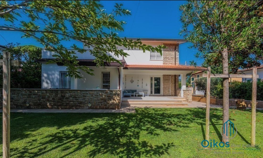 Villa in Center, Forte dei Marmi, Tuscany 3 - 15685539