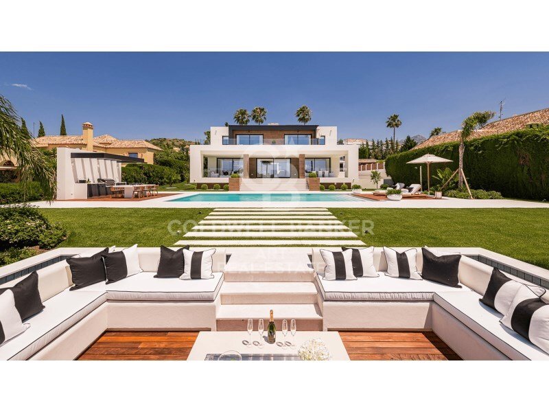 House in Nueva Andalucia, Marbella, Spain 2 - 15682878