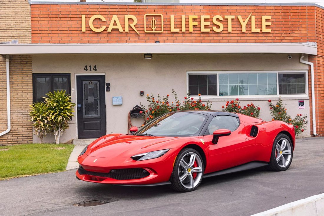 Cabriolet in Arcadia, CA, United States 1 - 15684003
