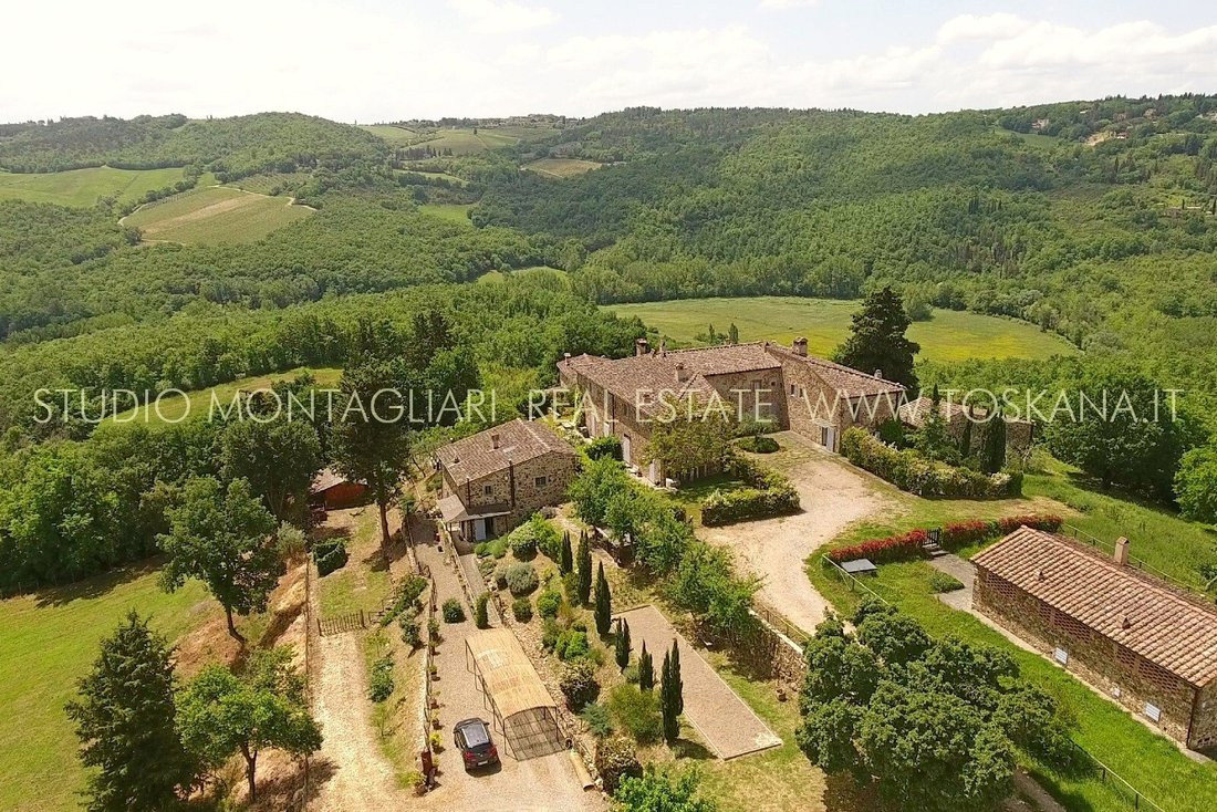 House in Center, Greve in Chianti, Tuscany 2 - 15678874