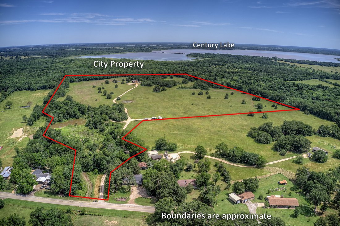 House in Sulphur Springs, Texas, United States 2 - 15303165
