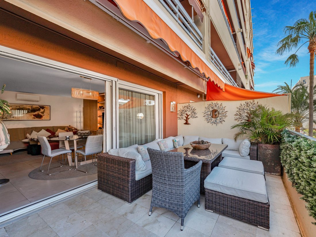 Apartment in Marbella, Andalusia, Spain 1 - 15685516