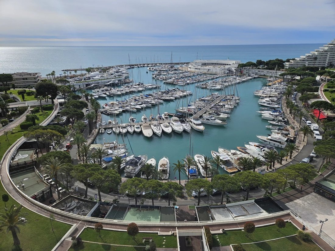 Apartment in Marina, Villeneuve-Loubet, France 1 - 15680530