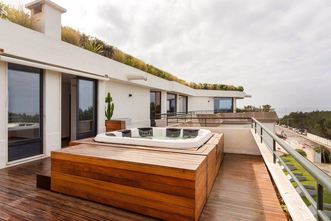 Apartment in Carcavelos e Parede, Lisbon, Portugal 1 - 14390471