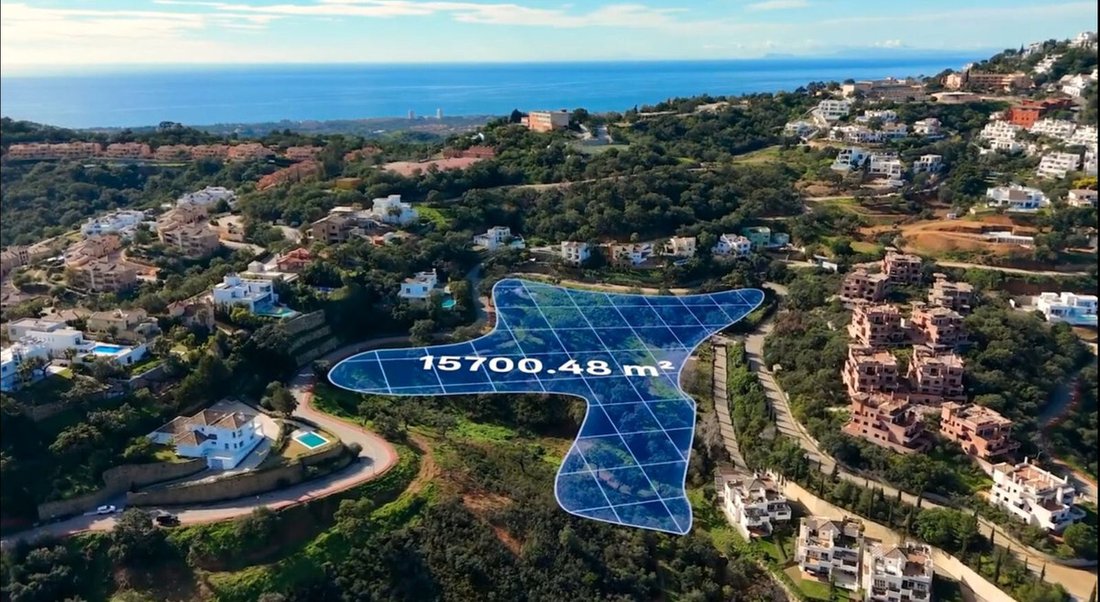 Land in Elviria-Cabopino, Marbella, Spain 2 - 14359435
