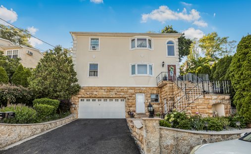House in Yonkers, New York, United States 1