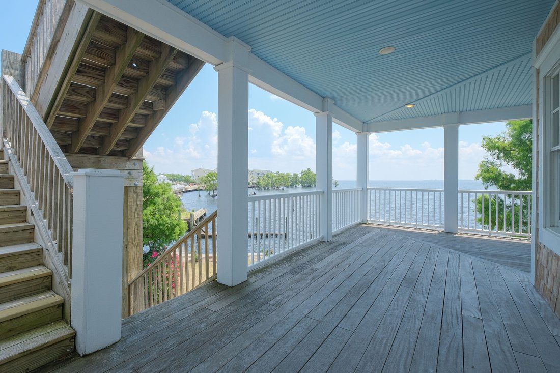 Edenton, North Carolina, United States 4 - 15679614