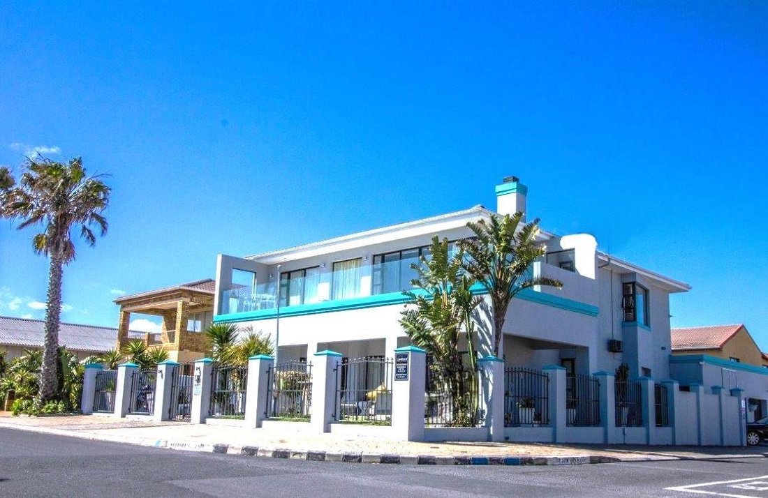 House in Melkbosstrand, Cape Town, South Africa 1 - 15682925