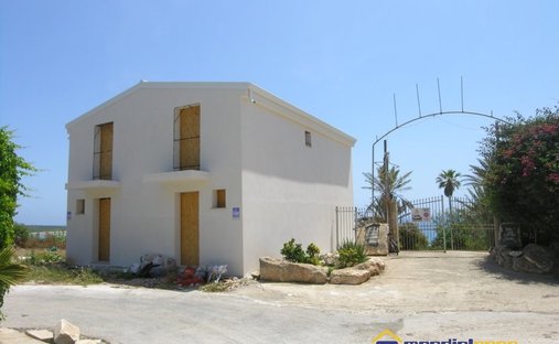 House in Portopalo di Capo Passero, Sicily, Italy 1