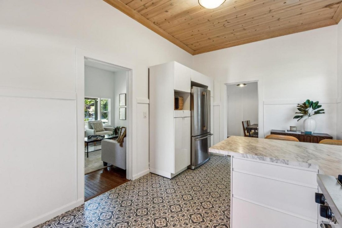 House in Petaluma, California, United States 5 - 15683101