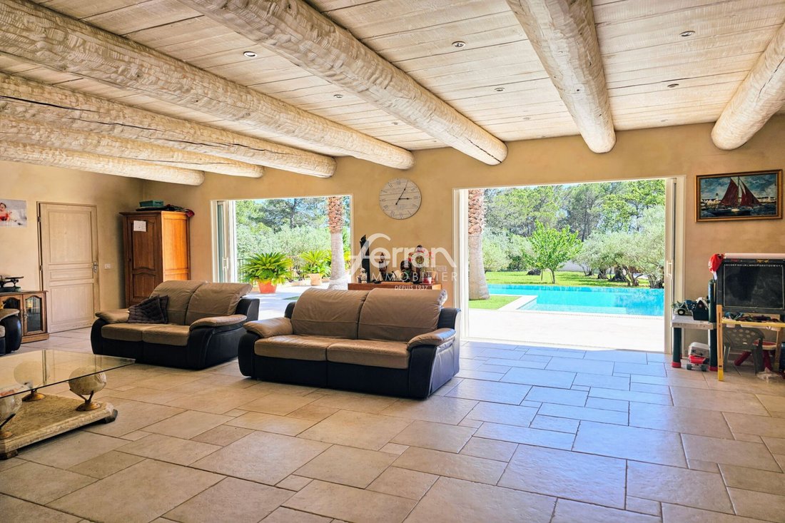 Villa in Centre, Les Arcs, France 3 - 14902504