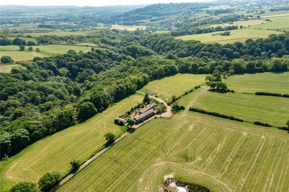 House in Samlesbury, England 4 - 15685557