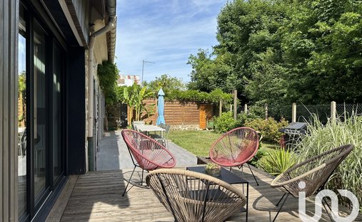 House in Neuville-sur-Oise, Île-de-France, France 1