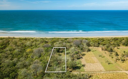 Land in Playa Grande, Guanacaste Province, Costa Rica 1