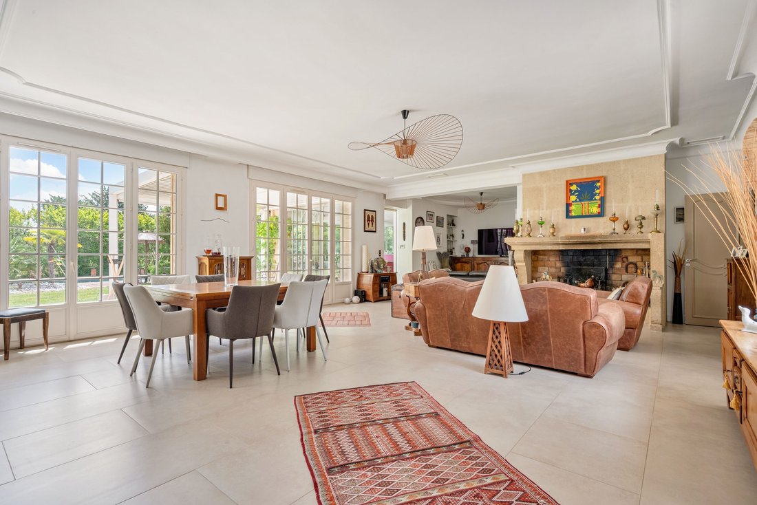 House in Le Tholonet, Provence-Alpes-Côte d'Azur, France 3 - 15685567