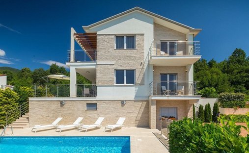 Villa in Grad Opatija, Primorje-Gorski Kotar County, Croatia 1
