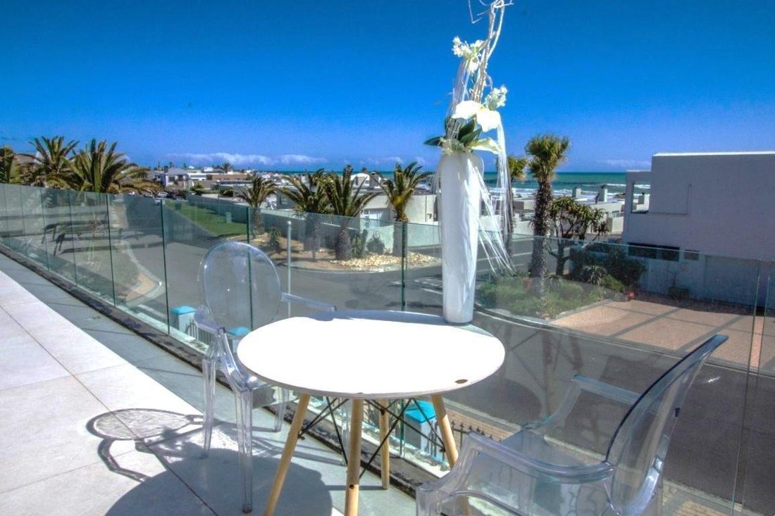 House in Melkbosstrand, Cape Town, South Africa 3 - 15682925
