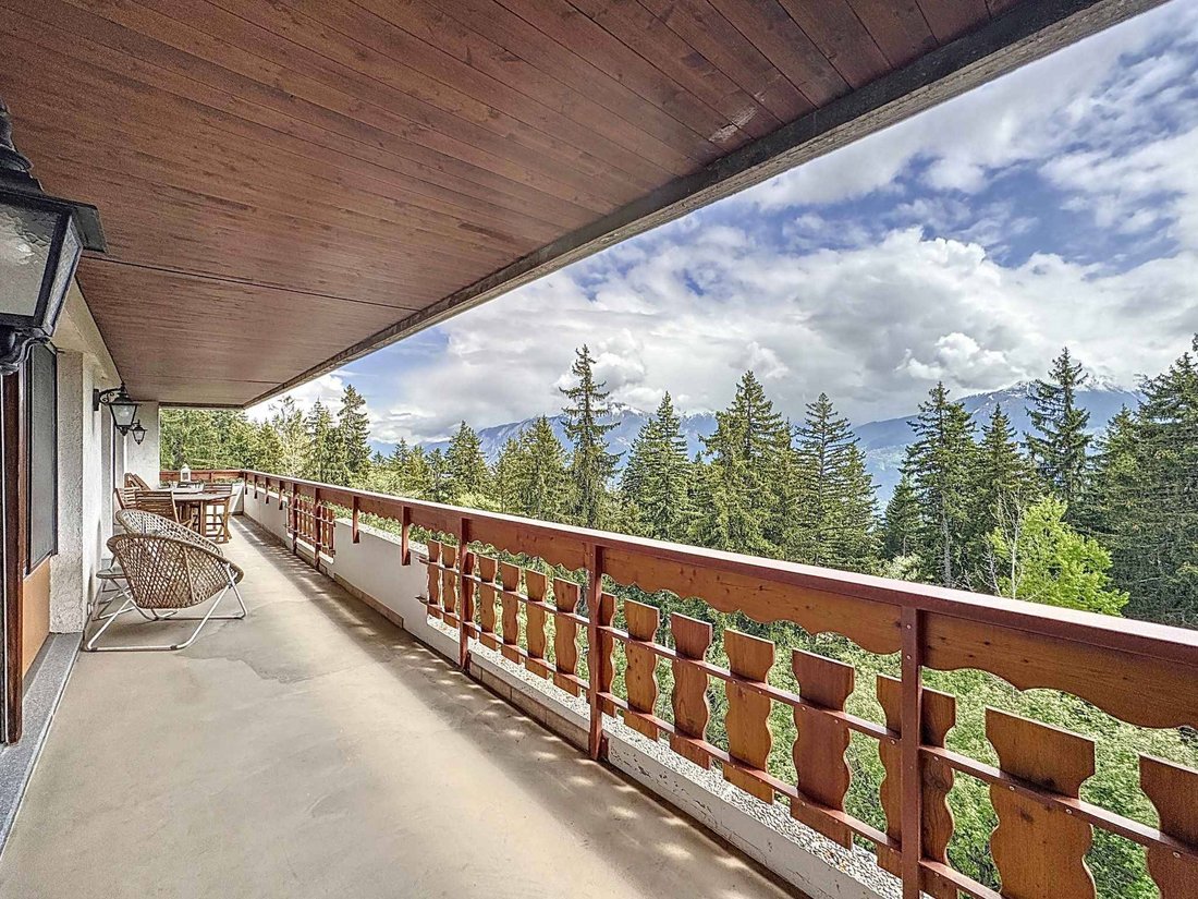 Apartment in Crans-Montana, Valais, Switzerland 3 - 15680284