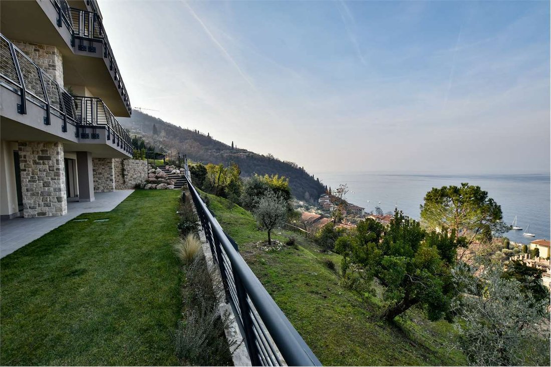Appartement à Torri del Benaco, Vénétie, Italie 3 - 15685534