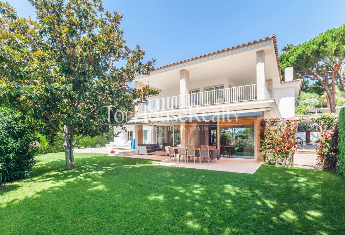 Villa in s'Agaro, Platja d'Aro, Catalonia 4 - 15679662