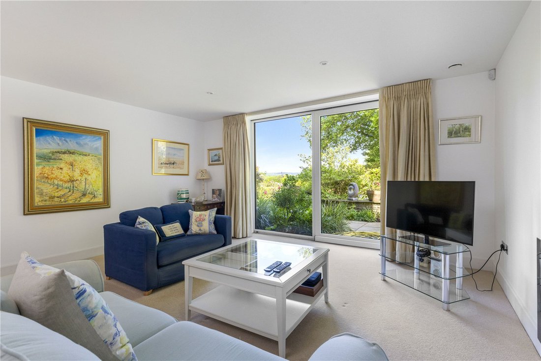 House in Holmbury Saint Mary, Shere, England 5 - 15680522