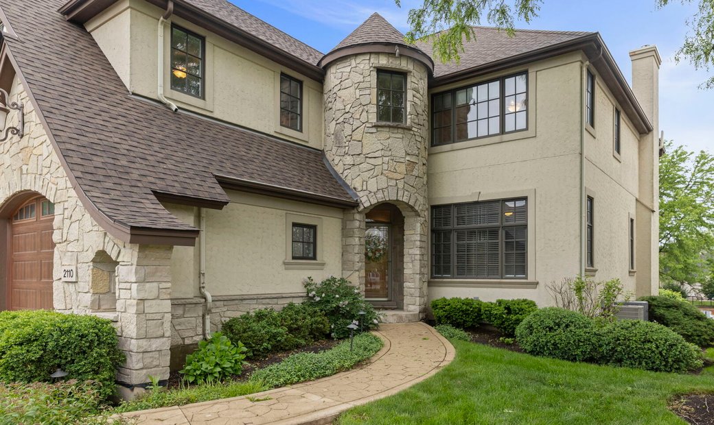 View of Residential Lisle In Lisle, Illinois, United States For Sale (15680956)