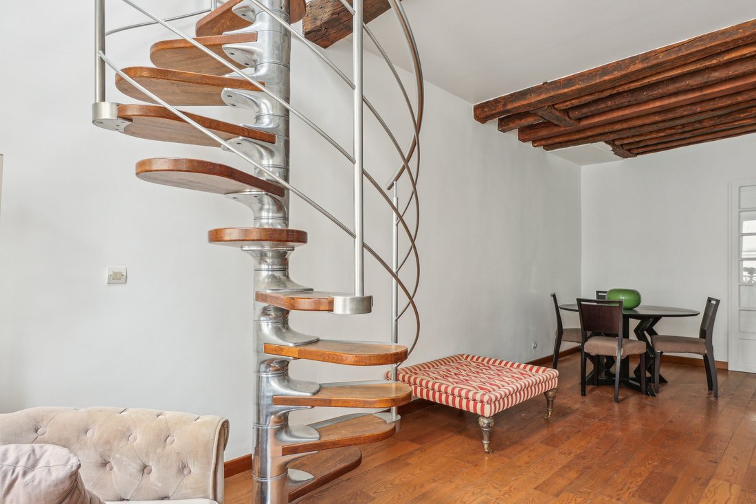 Apartment in Archives, Paris 3e Arrondissement, Paris 3 - 15684186