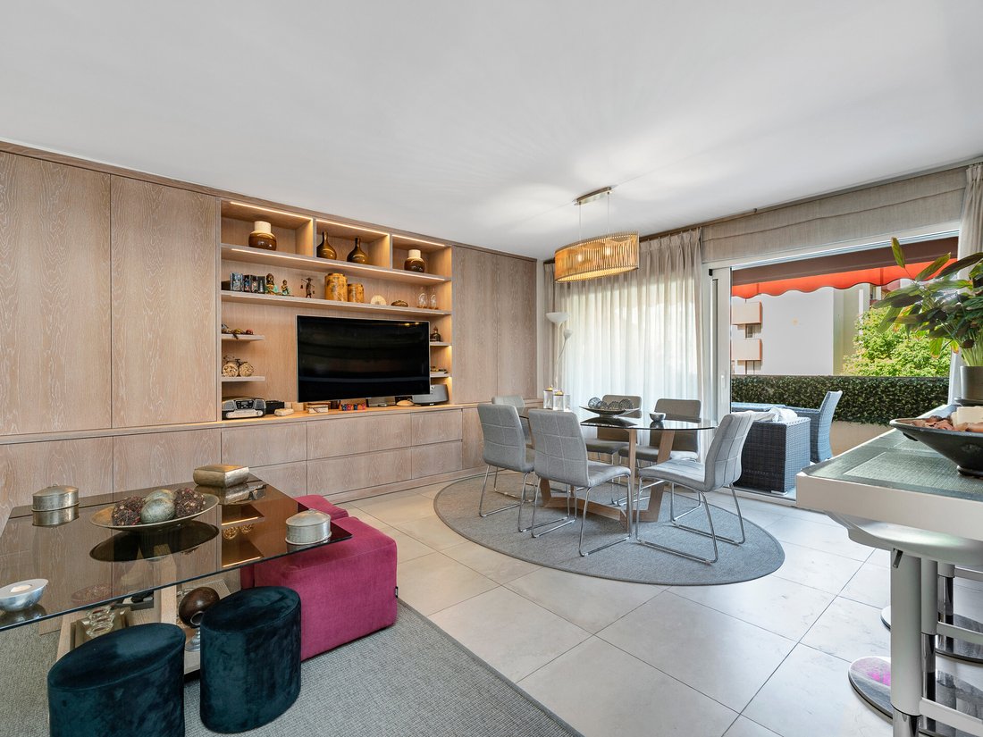 Apartment in Marbella, Andalusia, Spain 3 - 15685516
