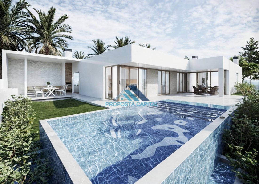 Villa in Lagoa De Albufeira, Setubal, Portugal 2 - 15682920