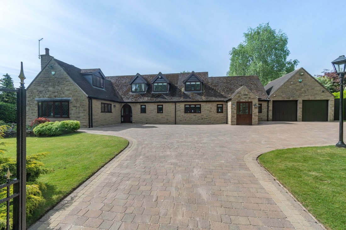 House in Thorpe Salvin, England 5 - 15681579