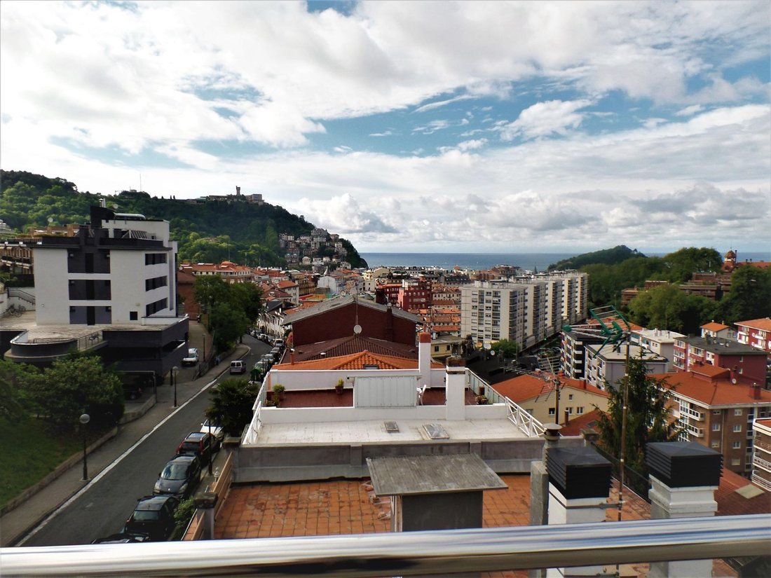 House in Mendebaldea, Donostia-San Sebastian, Spain 1 - 15192580