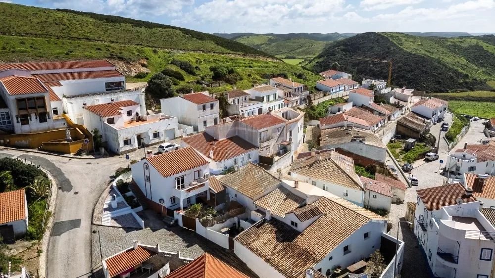 House in Bordeira, Algarve, Portugal 2 - 15506359